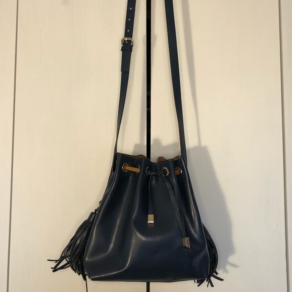 Zara navy bucket bag - Picture 2 of 6